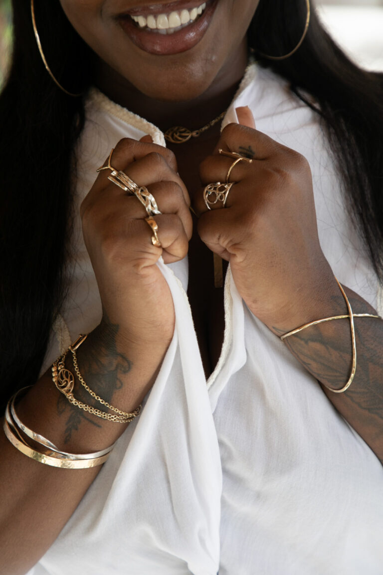content joyia jewelry tab 768x1152